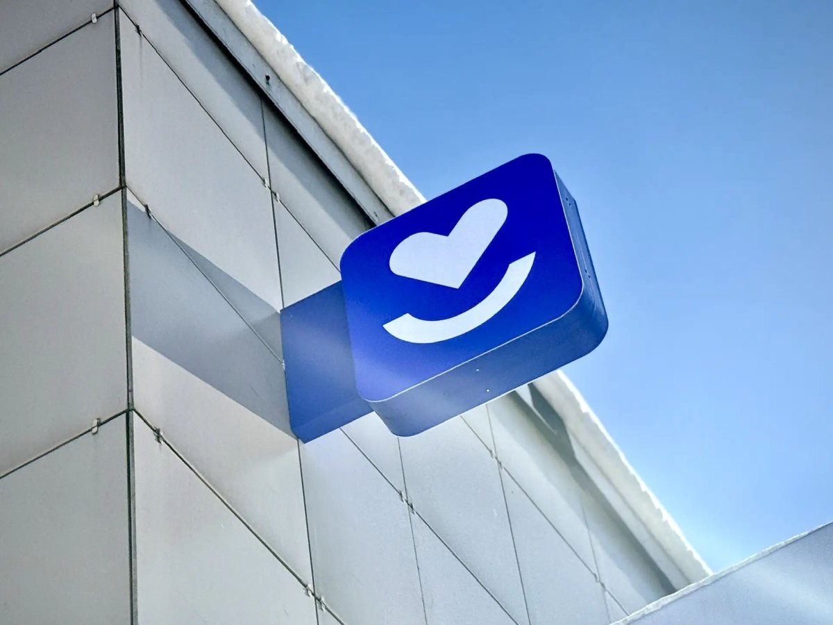 делаем вывески по брендбуку служба здоровья